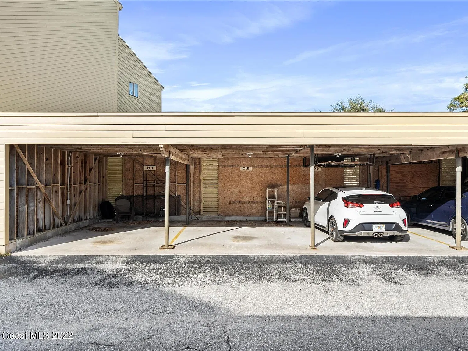 2 bed, 2.5 bath, 1566 sqft, $2,000 — Photo 3