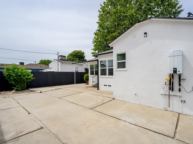 314 W Cedar Ave — Photo 28