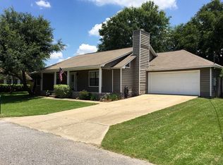 6858 Cedar Ridge Dr, Pensacola, FL 32526