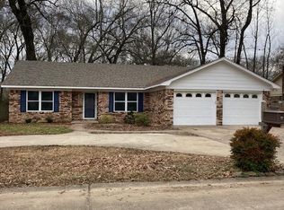 33 Smoking Oaks Rd, Conway, AR 72034