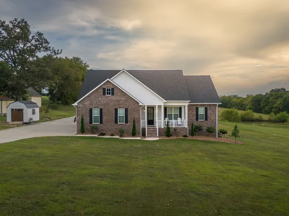 4699 Kinneys School Rd, Cedar Hill, TN 37032