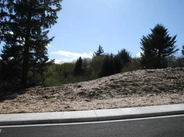2762 NE 55th Pl, Lincoln City, OR 97367