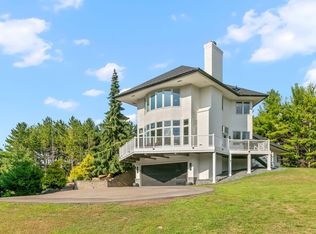 1680 W Farm Rd, Chaska, MN 55318