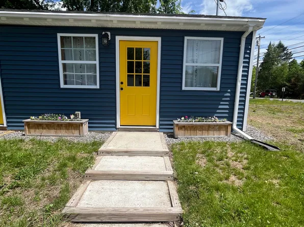 286 Main St Unit A, Madison, ME 04950