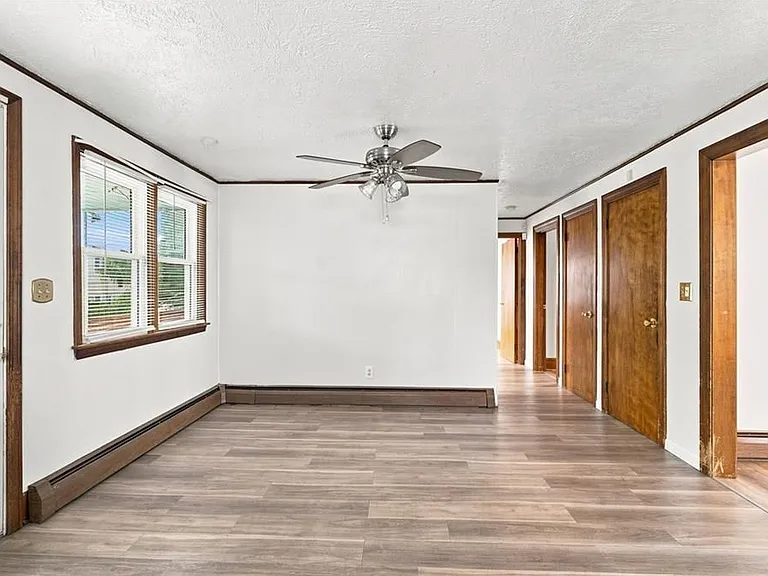 23 Amory St — Photo 10