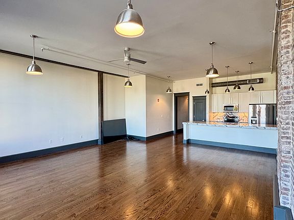 5th image of 416 S Gay St APT 205