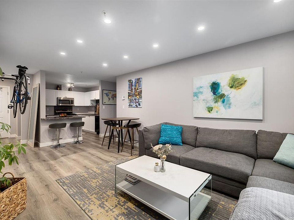 1st image of 519 12th St #107