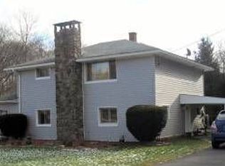 1388 Fairview Rd, Scott Township, PA 18411