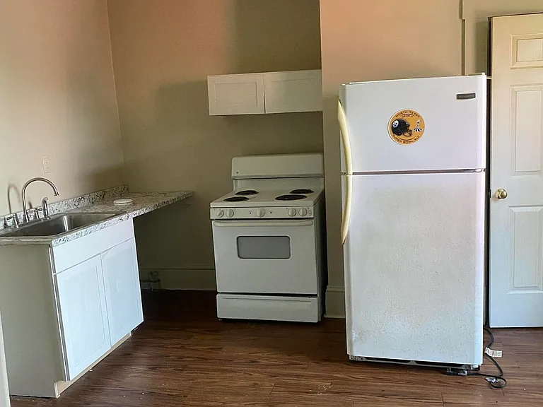 518 Elm Ave SW #B — Photo 8
