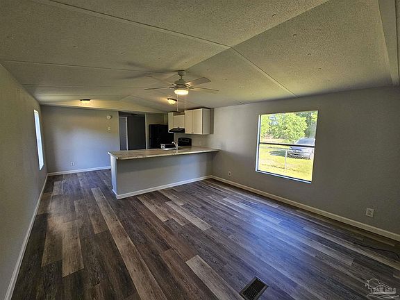 3rd image of 5308 Persimmon Hollow Rd