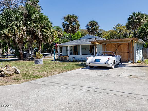 2nd image of 69 E Bayshore Dr