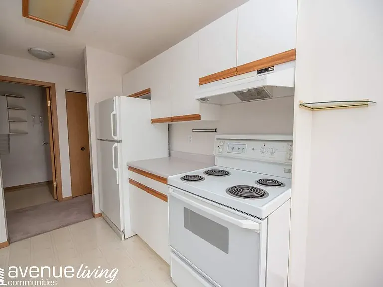 154 A 1st St NE #301 — Photo 3