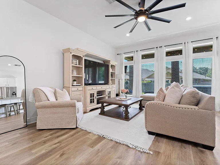239 Forest Peak Way — Photo 6