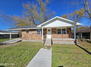 114 W Rochester Ave, Middlesboro, KY 40965