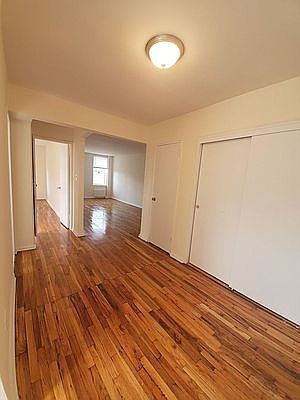 5th image of 1720 E 13th St APT 3F