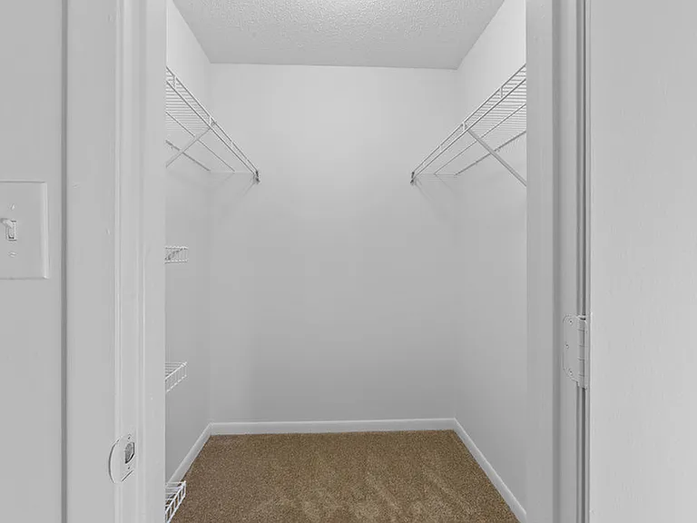 Guest Bedroom Closet-Sherwood Deluxe