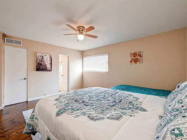 2121 Fountain View Dr #16 — Photo 21
