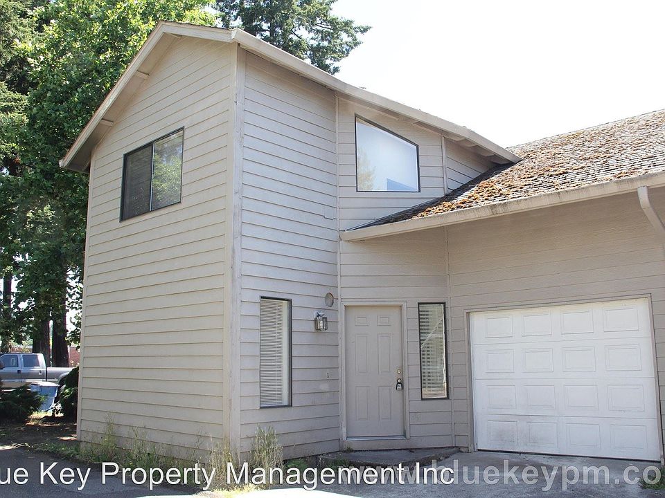 1st image of 814A Grove St