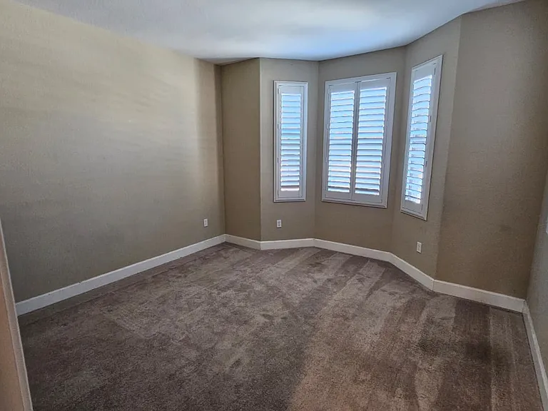 1426 Como Dr — Photo 6