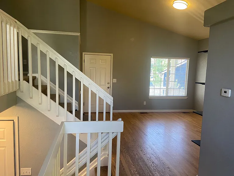 8665 Cloverleaf Cir — Photo 7