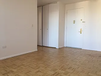 Rented by Manhattan Skyline