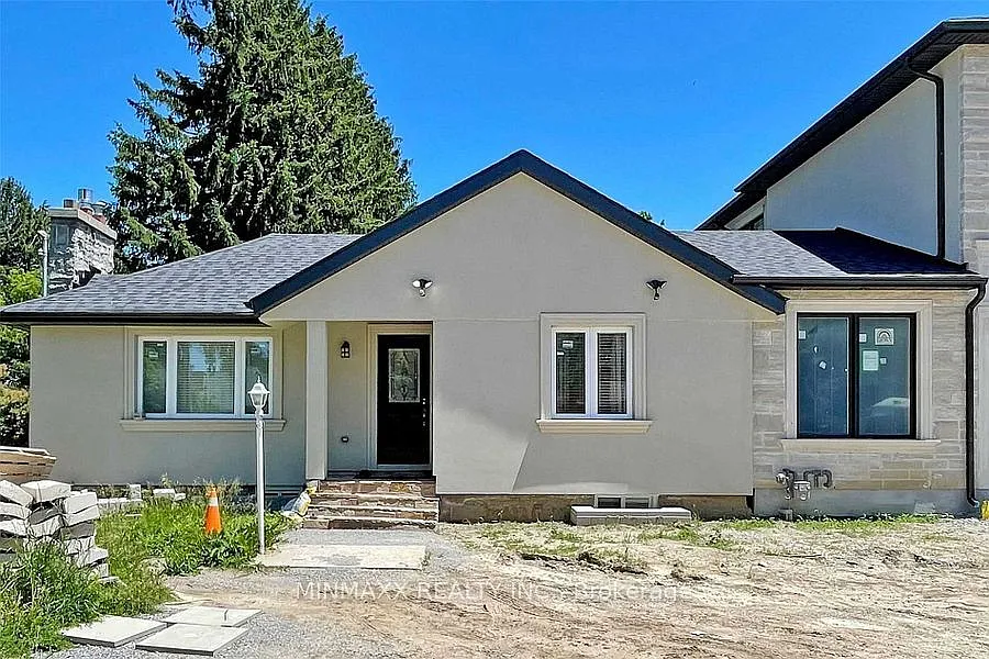 3 Fairway Dr #BASEMENT