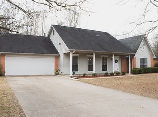 339 Sherwood Dr, Columbus, MS 39705