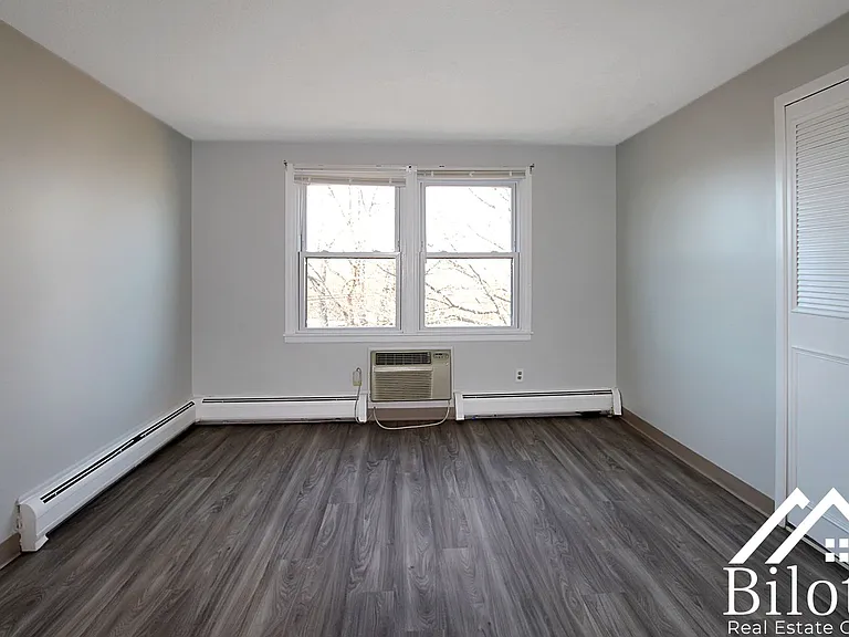 Prospect Street Apartments — Photo 63