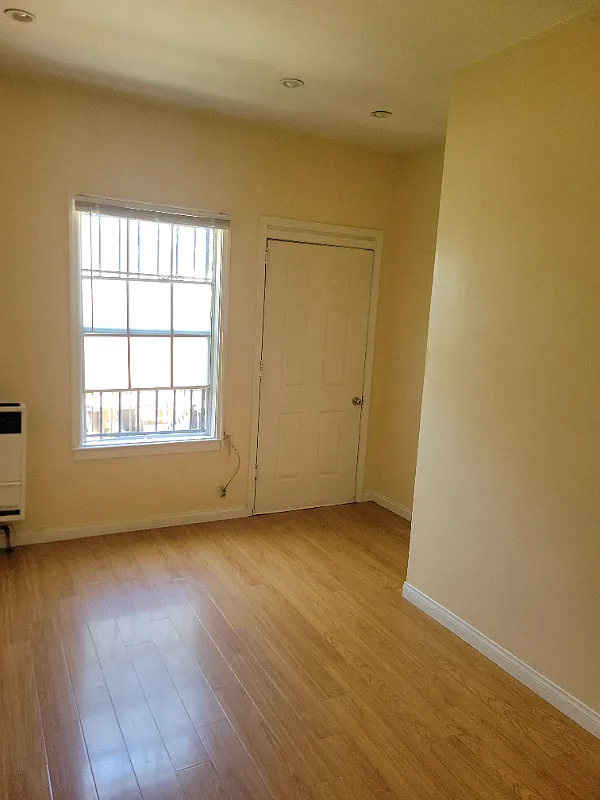 2br - 1 bath- 675 ft2 - renovated, very clean, Hardwood floors, 5 min from Downtown LA — Photo 3