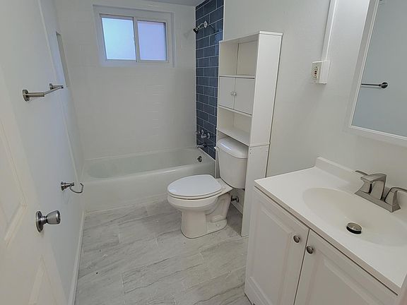 3rd image of 7101 Amherst Ave #2F