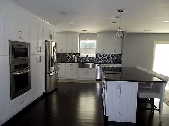 5th image of 164 Forest Hills Dr
