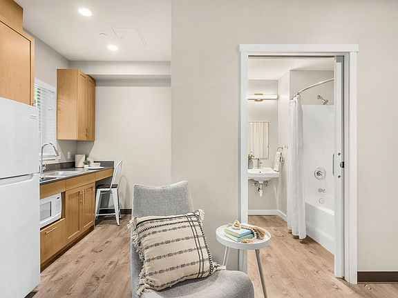 4th image of 4029 Rainier Ave S #302