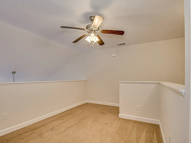 Stonewyck Luxury Townhomes — Photo 6