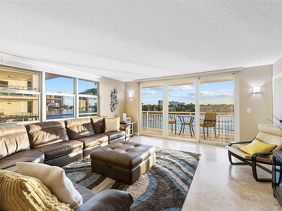 2nd image of 511 Bayshore Drive #501