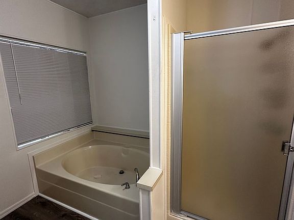 2nd image of 2175 E Maverick Dr