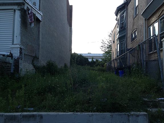 3rd image of 503 E Chelten Ave