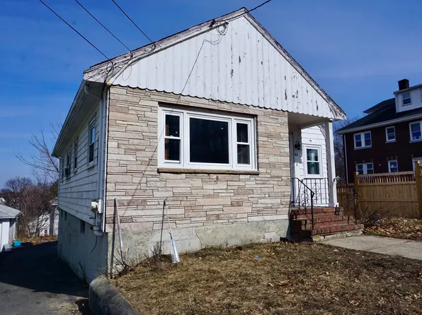 46 Cedrus Ave, Roslindale, MA 02131