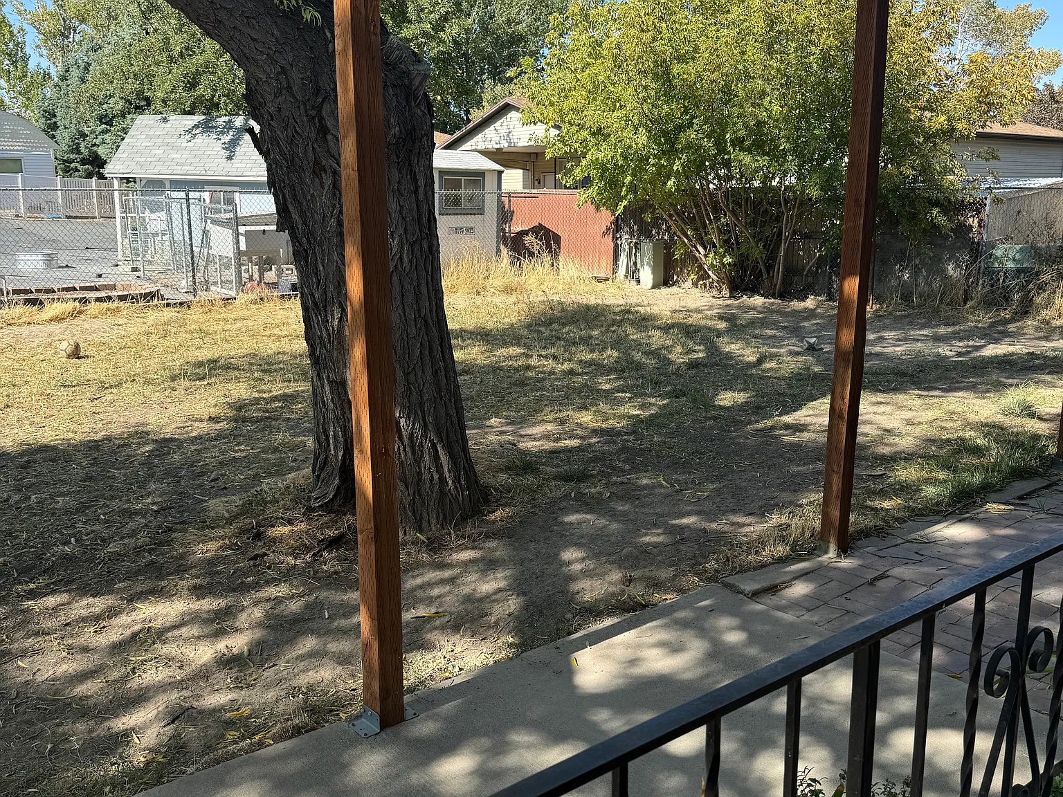2 bed, 1000 sqft, $1,350 — Photo 3