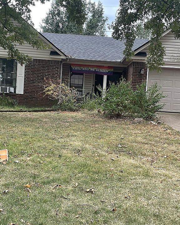 2nd image of 203 Merganzer Dr