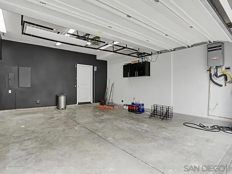 329 Antoni Gln #1404 — Photo 25