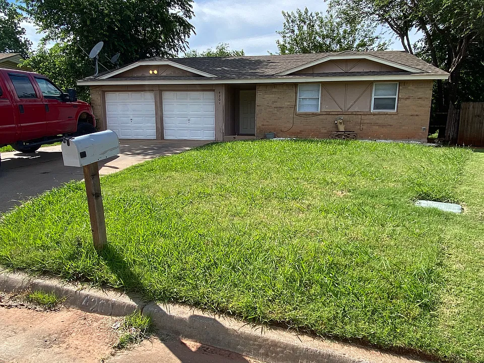 4201 SE 50th Ter