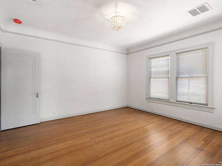 331 W Elsmere Pl #102 — Photo 24