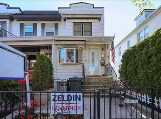 1746 73rd St, Brooklyn, NY 11204