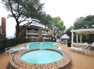 2626 Holly Hall St APT 511, Houston, TX 77054