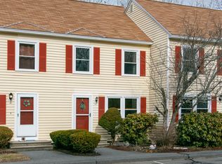 43 Powder Mill Dr #43, Kennebunk, ME 04043