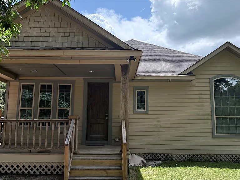 14908 Hannah Way — Photo 1