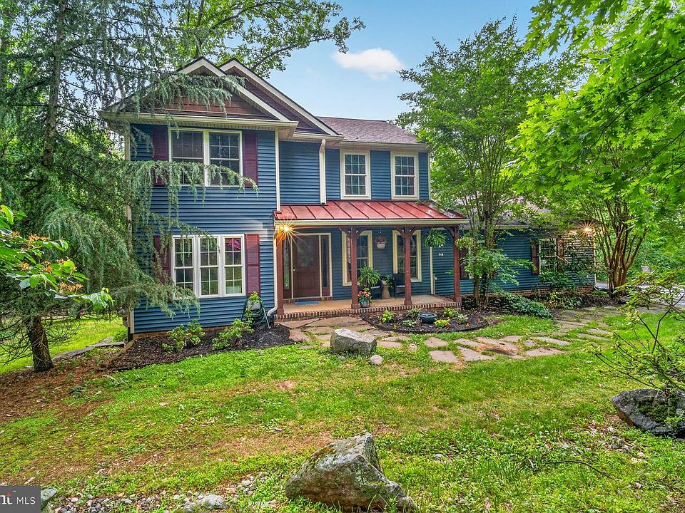 1st image of 868 Deer Ridge Dr
