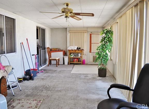 4th image of 11820 Jacaranda Ave