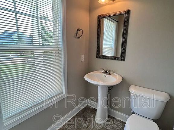 3rd image of 328 S Culverton Rd