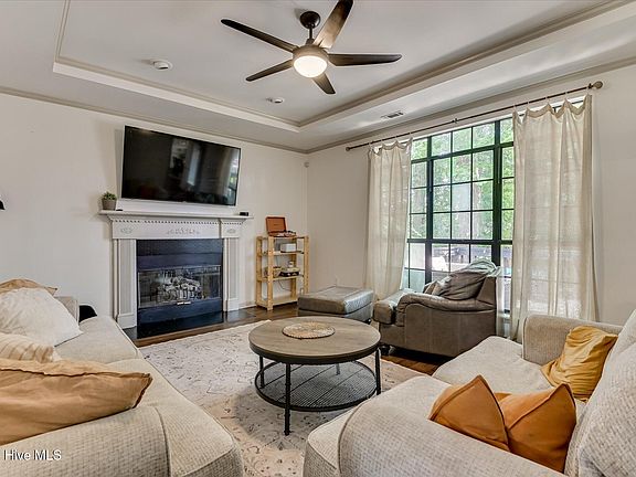 5th image of 1084 Severn Dr